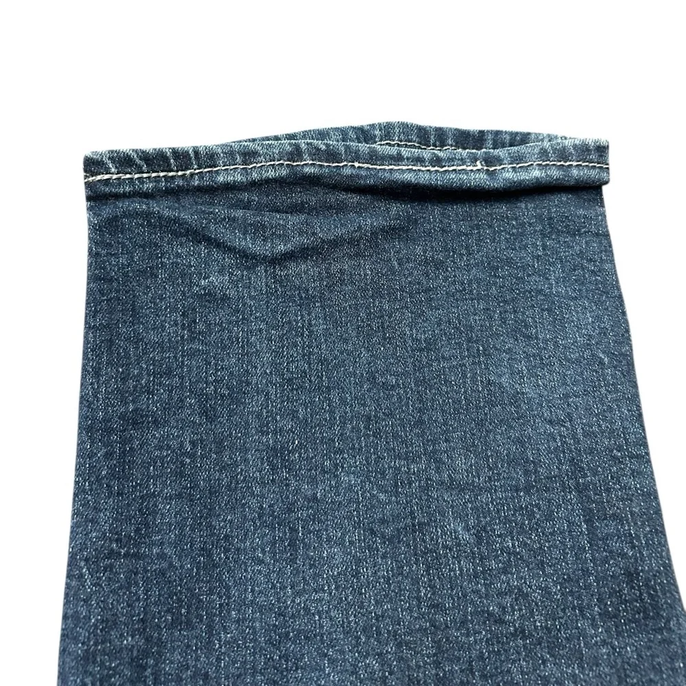 Kut from the Kloth Distressed Stretch Medium Wash Jeans Size 8 EUC Straight Leg - Picture 7 of 7
